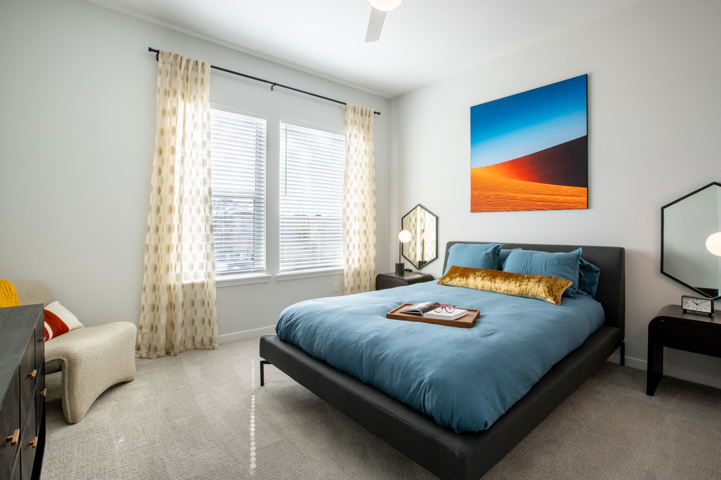 Model Bedroom Cirrus Apartments